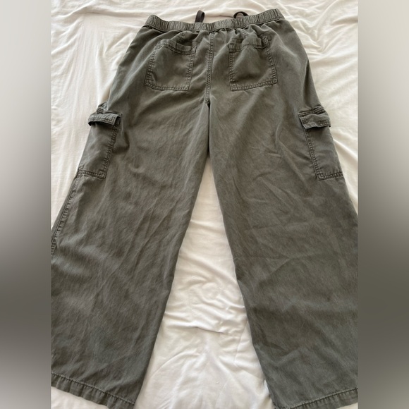 Maurices Cargo Wide Leg Pants Women’s Size Large Regular Olive Green - Picture 6 of 6